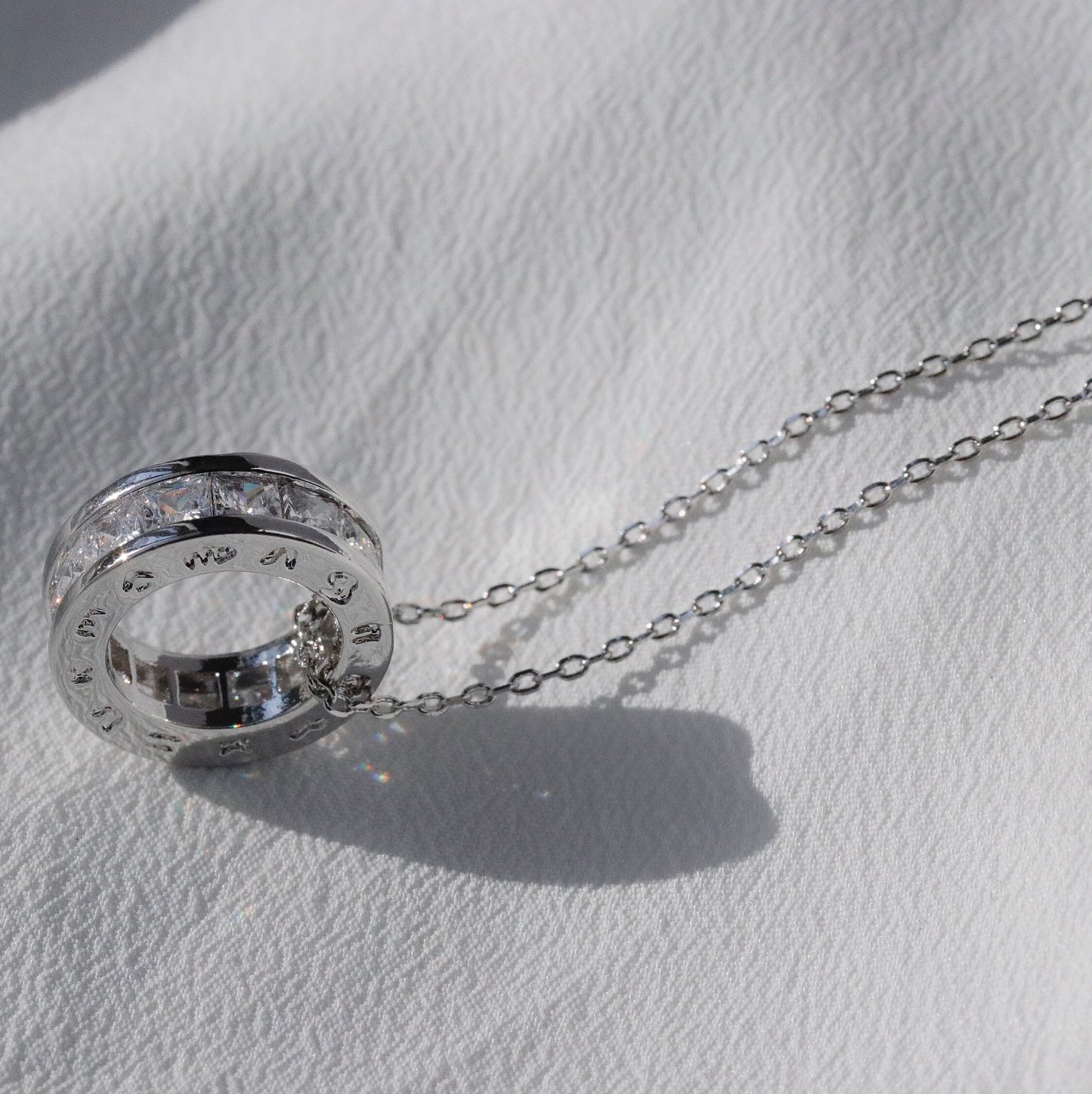 Auntie Gift / Silver CZ Pave Circle Necklace / 18K Rose Gold Water Proof Necklace / Gold Dainty Necklace / Gift for Aunt / Gift For Her