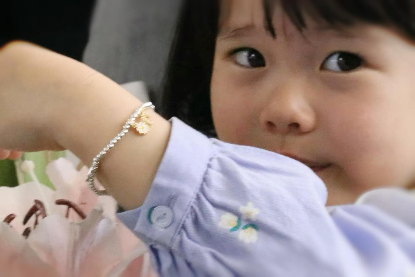 Flower Girl Gift, Bridesmaid Box Filler, Silver Beaded Initial Bracelet, Bridal Party Custom Gift, Wedding Theme Gift, Custom Kids Bracelet