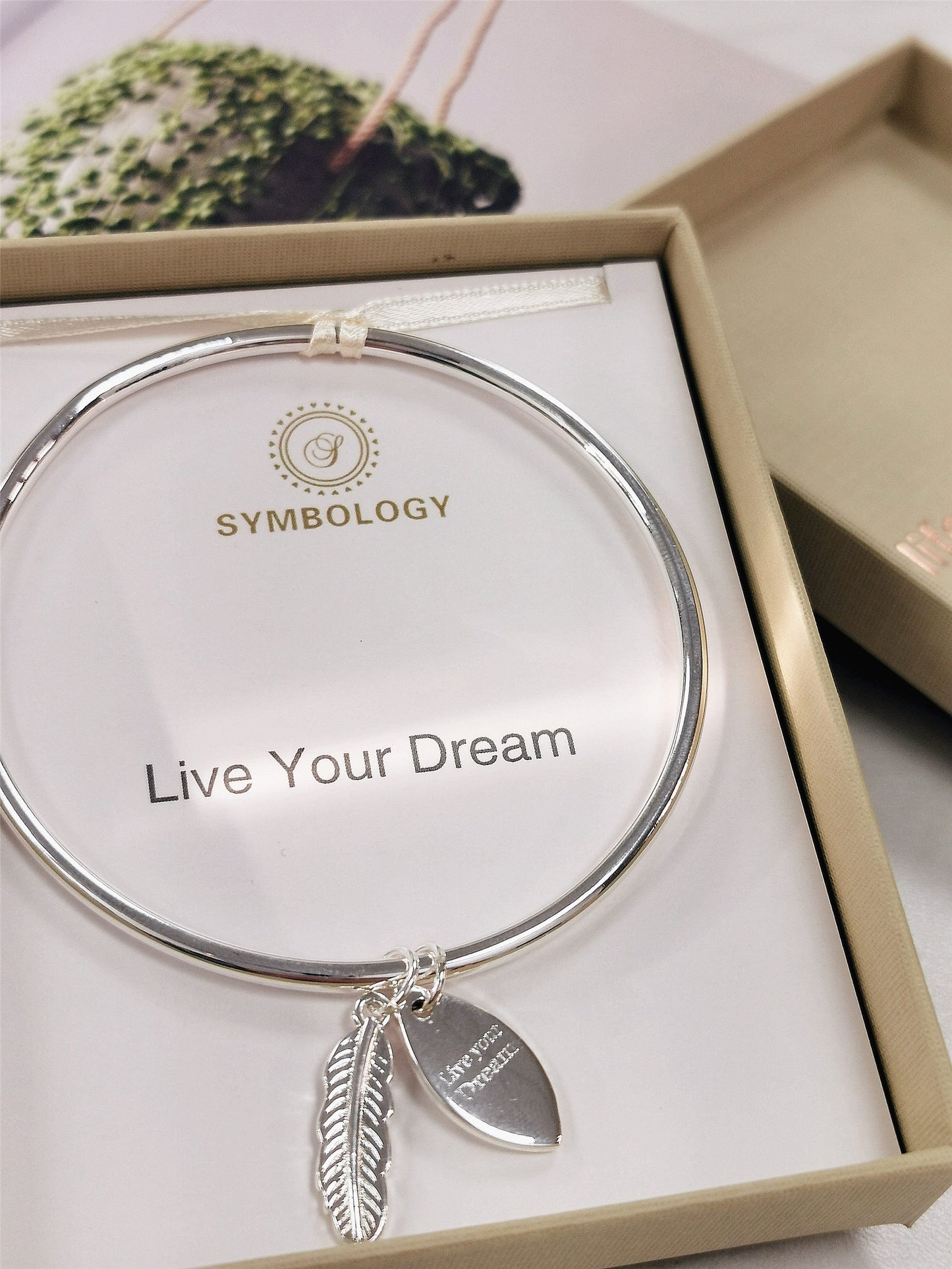 Live Your Dream Bangle