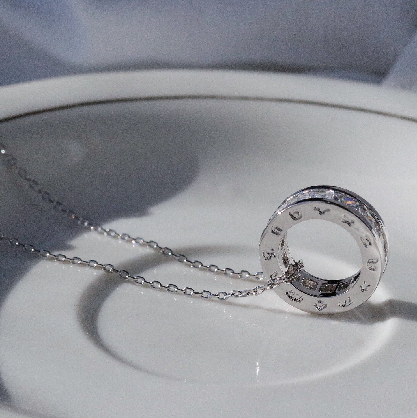 Auntie Gift / Silver CZ Pave Circle Necklace / 18K Rose Gold Water Proof Necklace / Gold Dainty Necklace / Gift for Aunt / Gift For Her