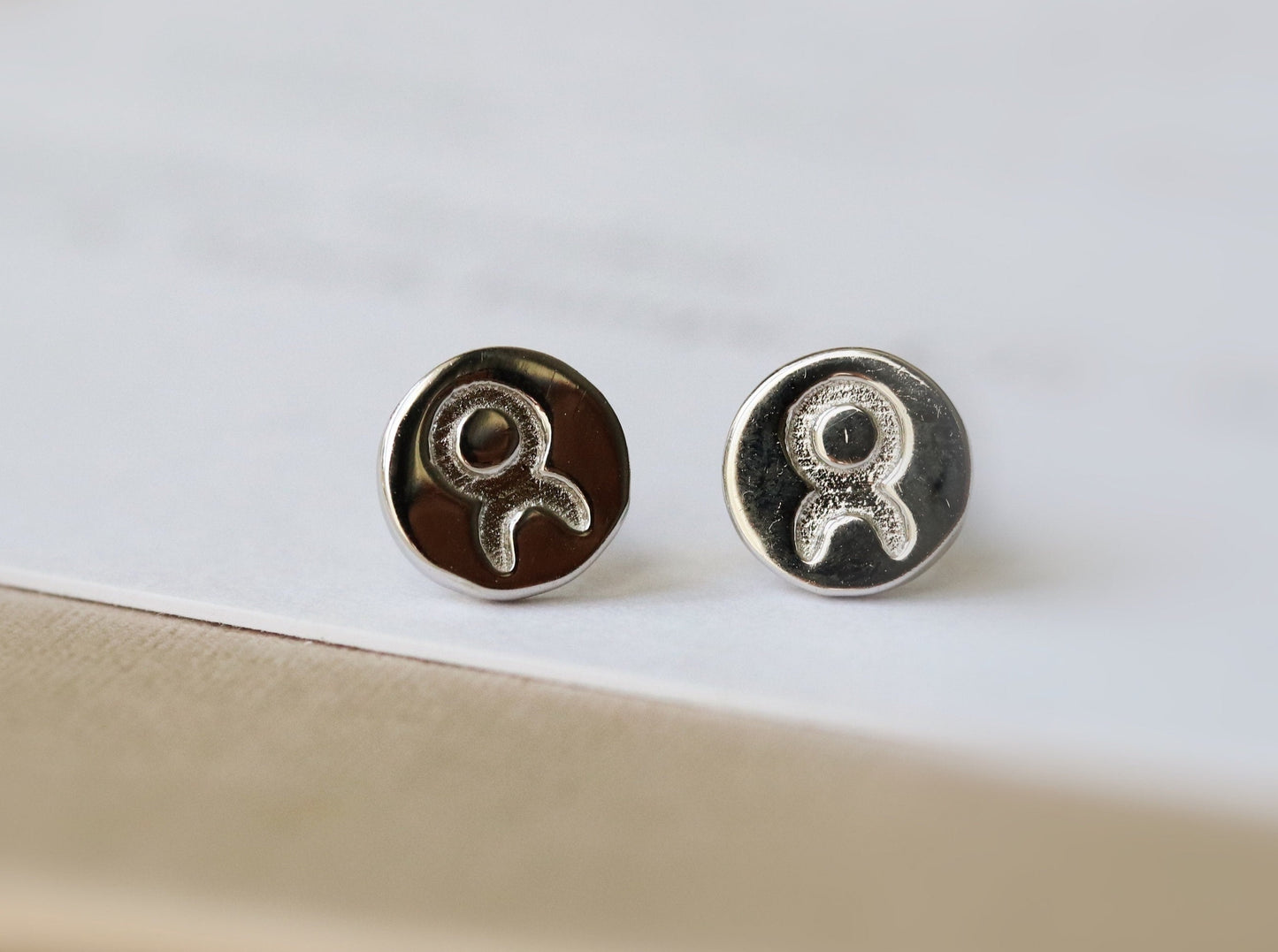 925 Silver Dainty Circle Disc Earrings, Sterling Silver Studs, Star Sign Capricorn Earrings, Astrology Earrings, Christmas gift for Her