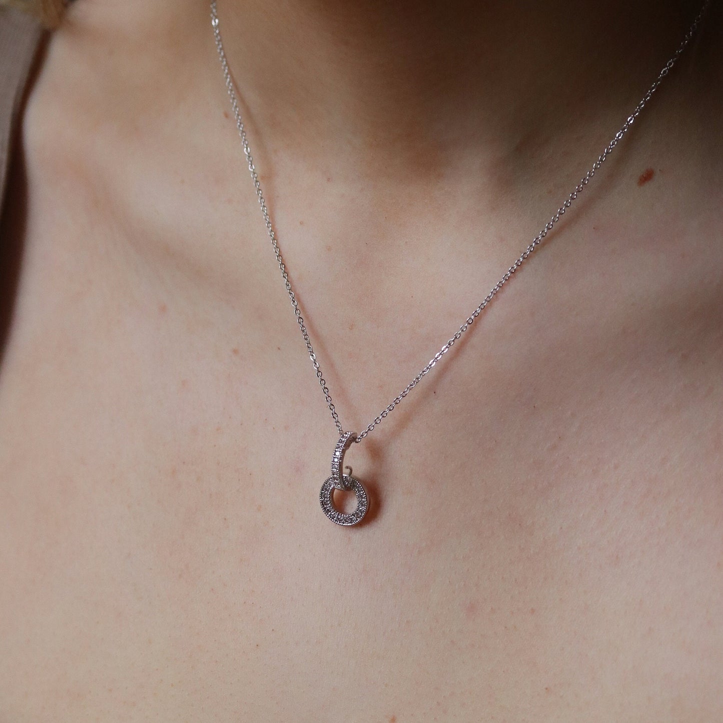 Wonderful Granny Interlinking Circle Necklace, CZ Pave Interlinked Disc Necklace for Grandmother, Mothers Day Gift, Gift for Her