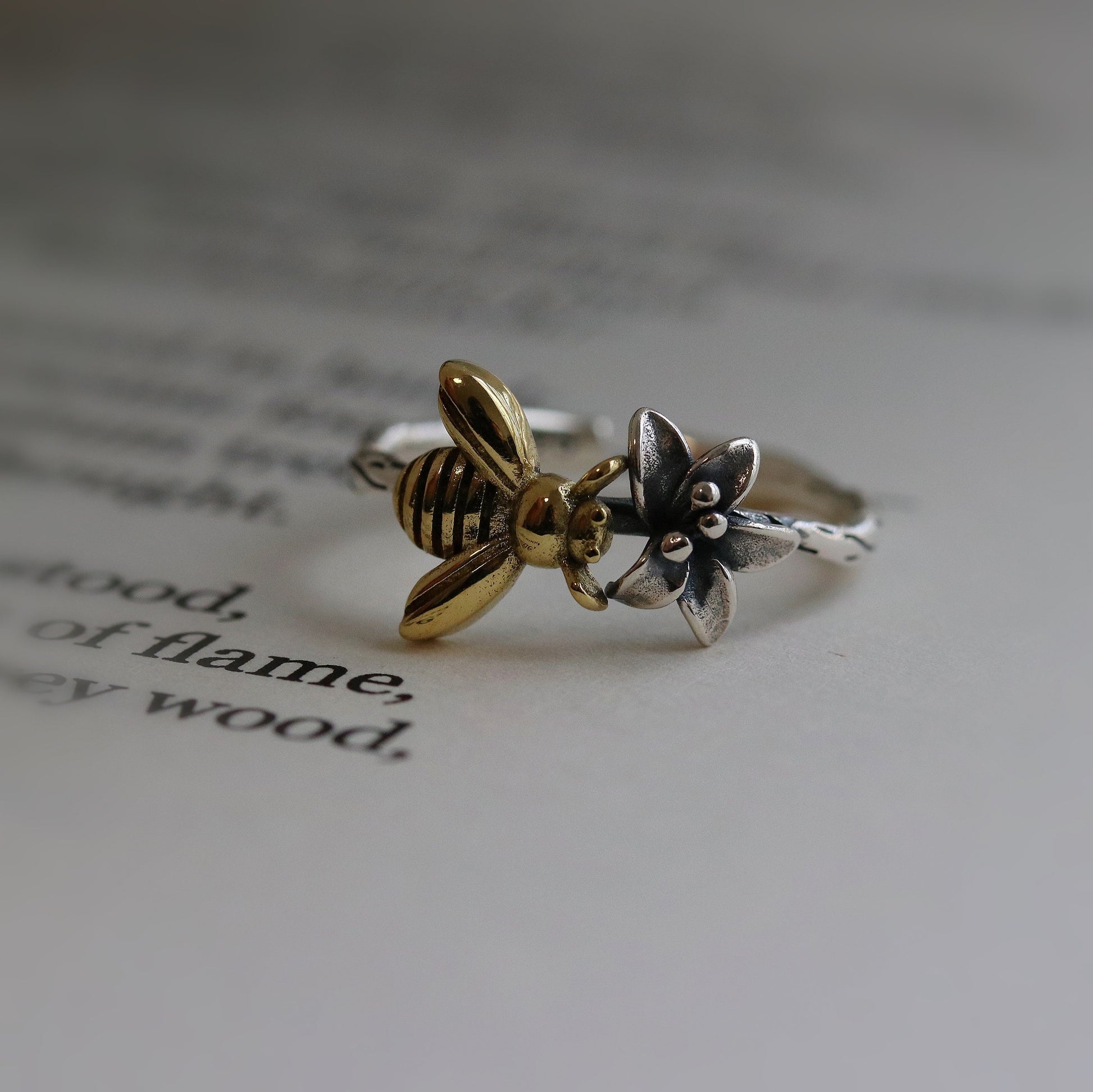 Dainty Sterling Silver Bee Ring, Silver and Gold Stacking Ring, Hammered Band Bee & Flower Open Adjustable Ring, Gift for Her