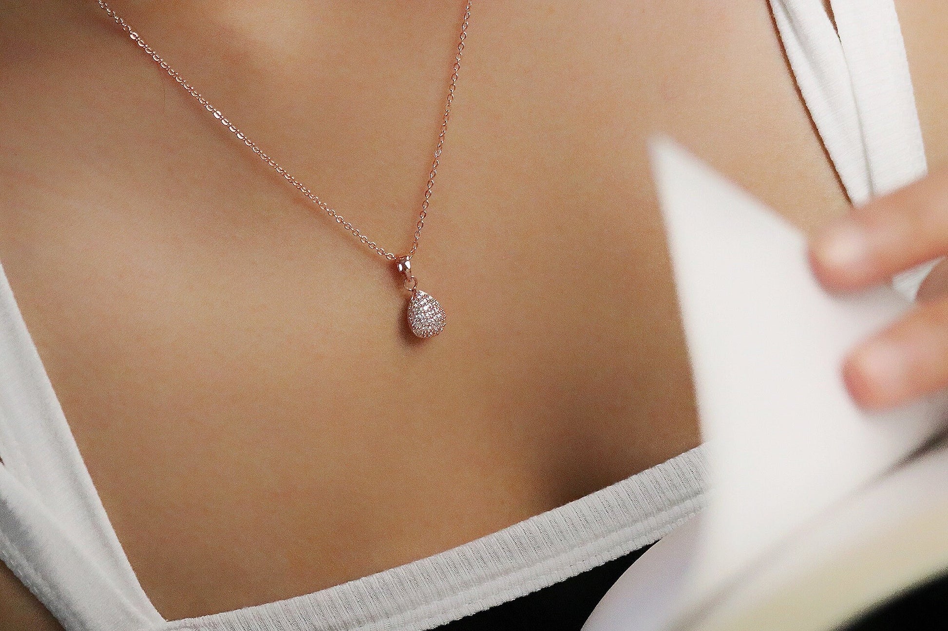 Sister Gift / Bestie Necklace / Cubic Zirconia Teardrop Necklace for Women / Silver or Gold Pendant /Birthday Gift for Her /Sentimental Gift