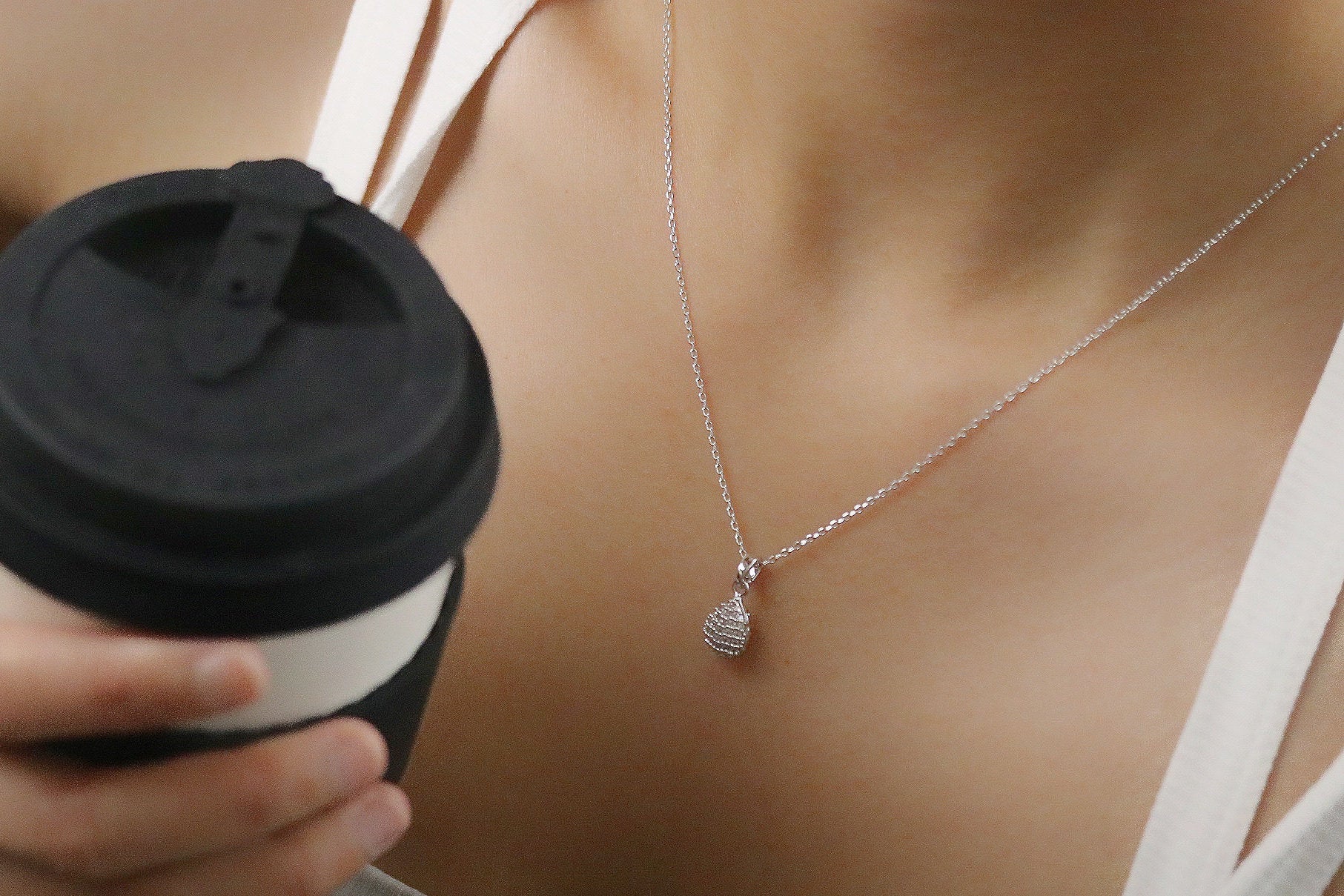 Sister Gift / Bestie Necklace / Cubic Zirconia Teardrop Necklace for Women / Silver or Gold Pendant /Birthday Gift for Her /Sentimental Gift