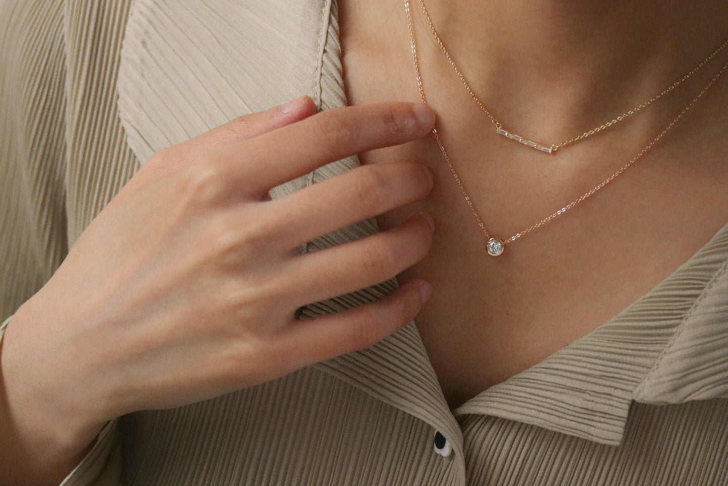 Sister Necklace, Silver CZ Diamond Shape Necklace, 3 Colours Available, Delicate Dainty Semi-precious Bead Round Frame Necklace,Gift for Her