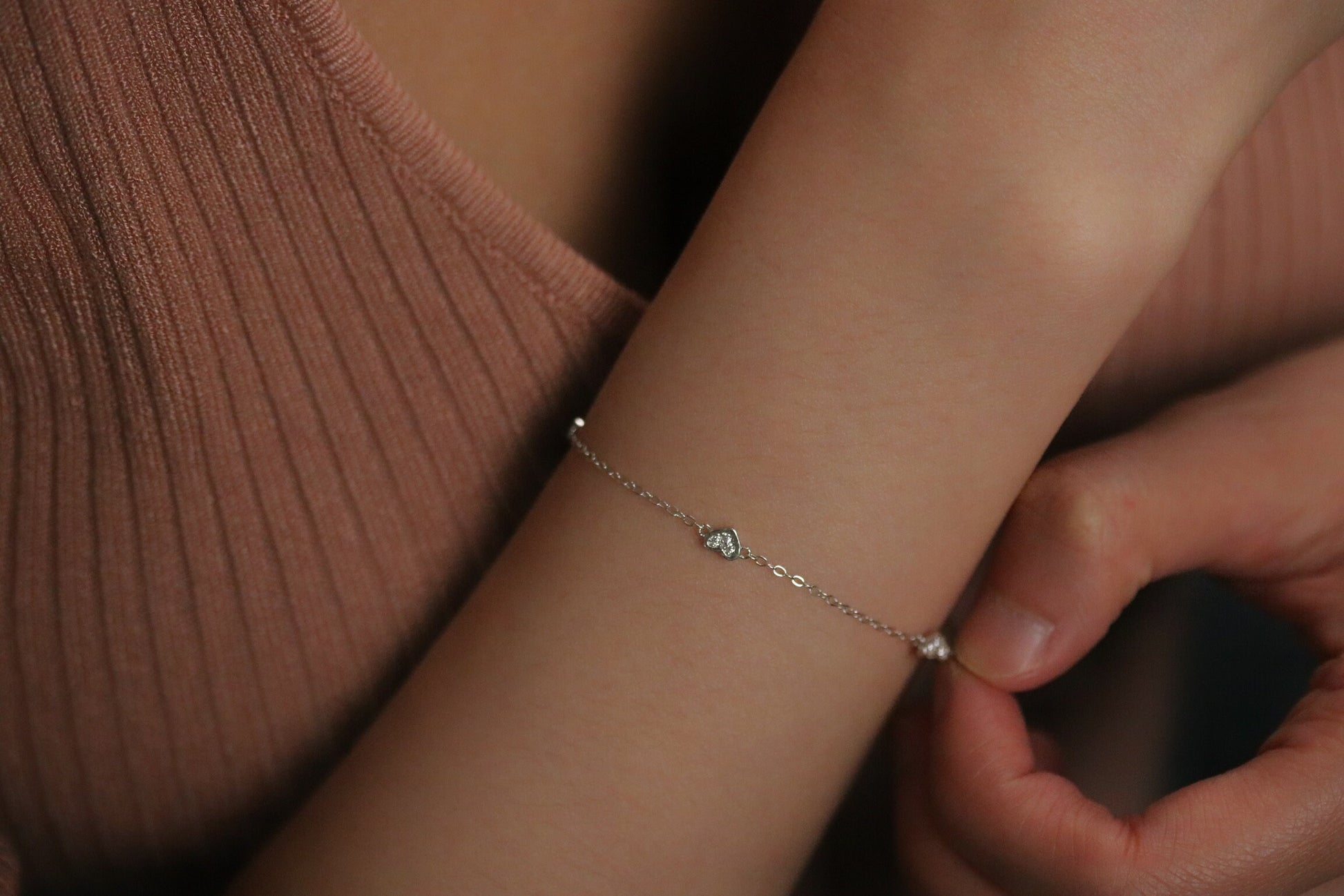 Soul Sister Love Heart Bracelet Set, Minimalist Tiny Heart Bracelet for Bestie Gift for Her, 925 Silver Dainty Stacking Bracelet, Soul Sis