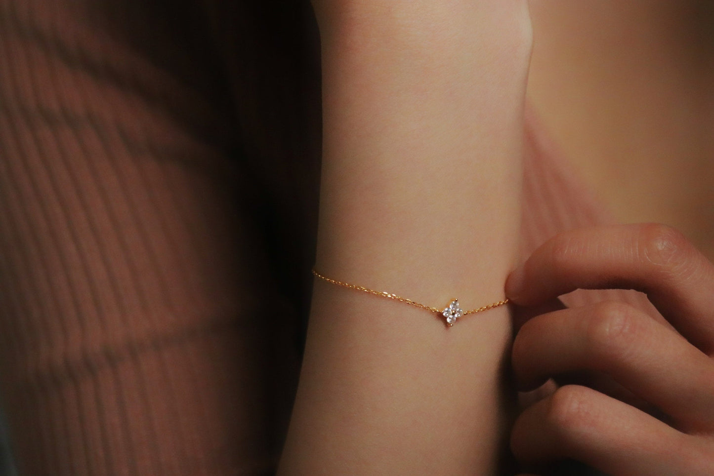 Handmade Gift for Nan, Gold Four Leaf Clover Bracelet Set, Minimalist 925 Silver Tiny Bracelet, Christmas Gift for Her, Personalised gift