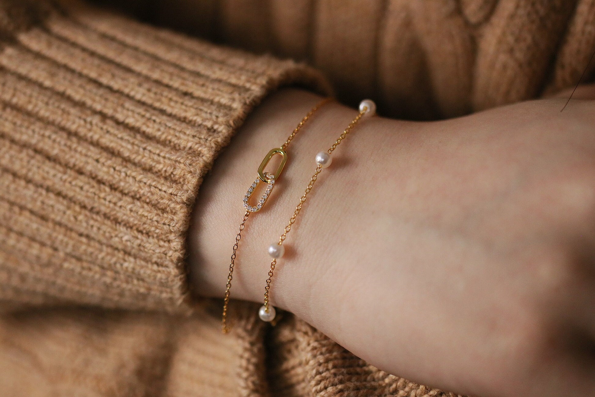 Auntie & Me Gift, Interlocking Oval Link Bracelet, Sterling Silver Sentimental Jewelry Gift for Aunts Nieces, Gold Dainty Paperclip Bracelet