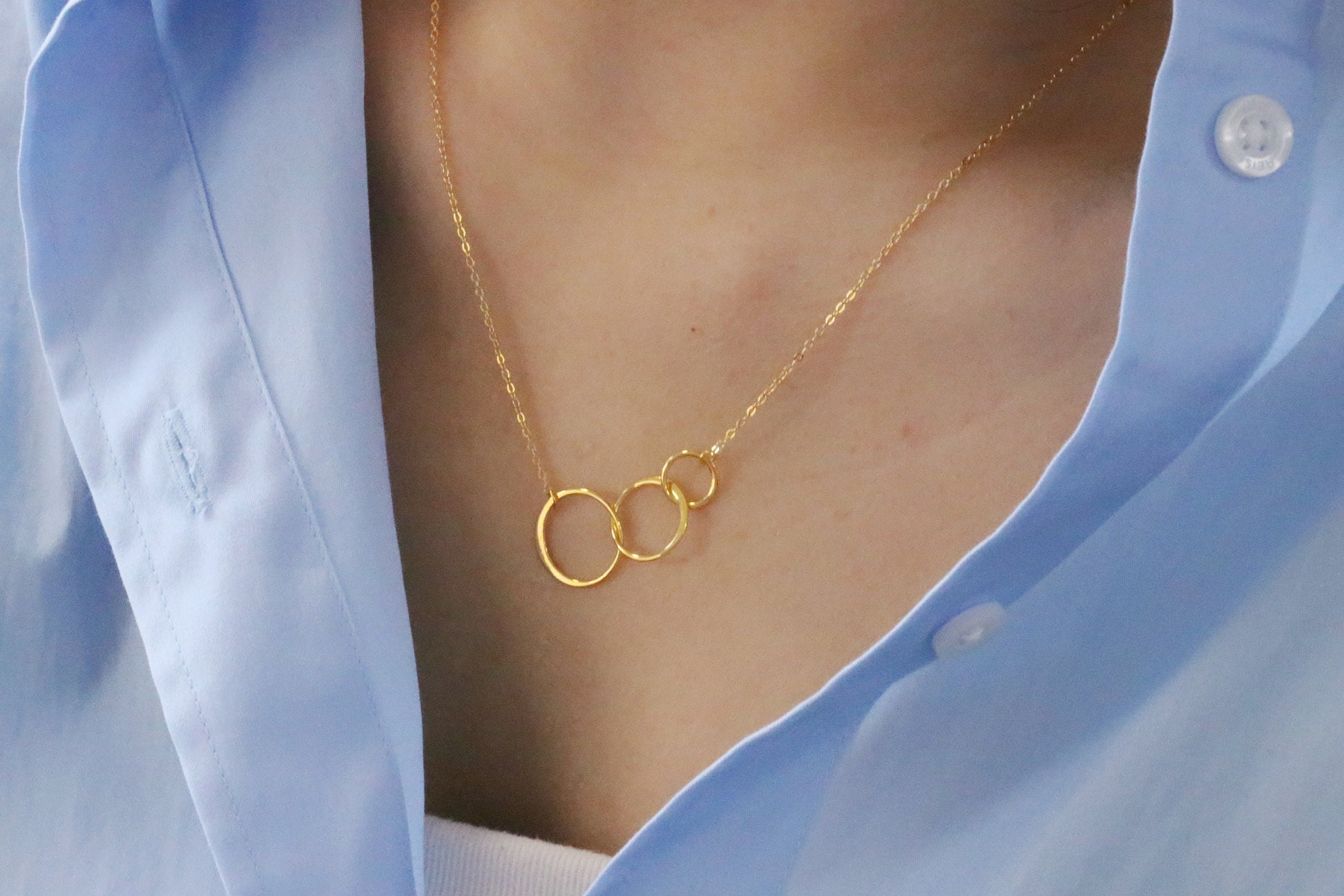 Three Sisters necklace, Sister Birthday Gift for Her,  Big Sister Little Sister Gift, Sister Jewelry Gift, Sterling Silver 3 ring necklace