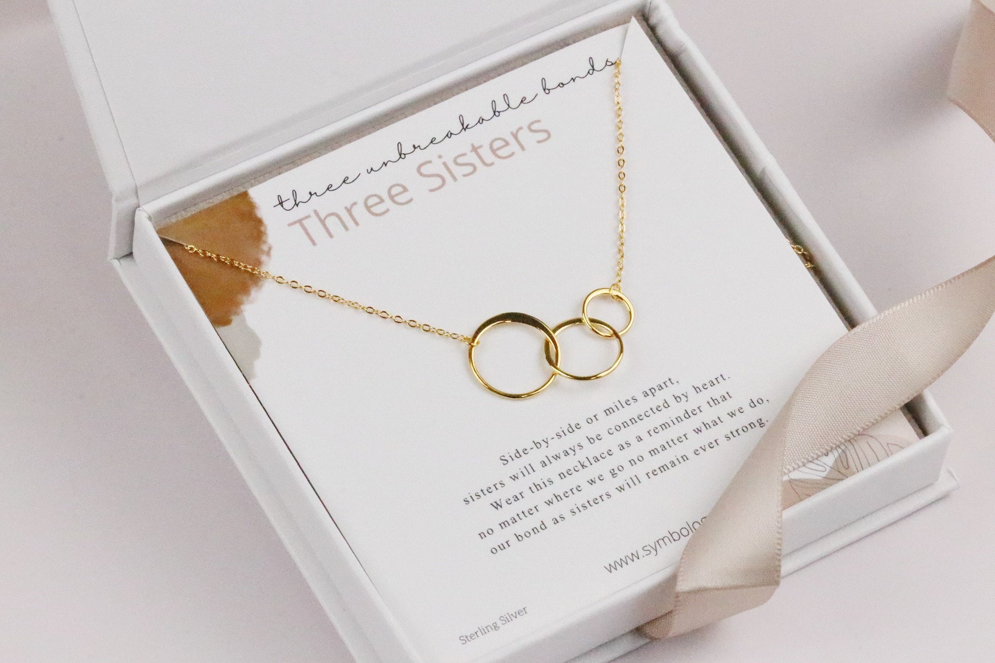 Three Sisters necklace, Sister Birthday Gift for Her,  Big Sister Little Sister Gift, Sister Jewelry Gift, Sterling Silver 3 ring necklace