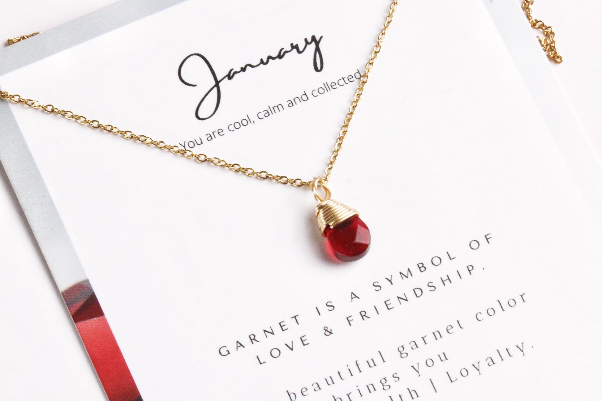 January Birthstone Necklace, Swarovski Crystal Garnet Crystal Pendant, Gold Raw Stone Charm Pendant, Birthday Gift for Her, Healing Stone