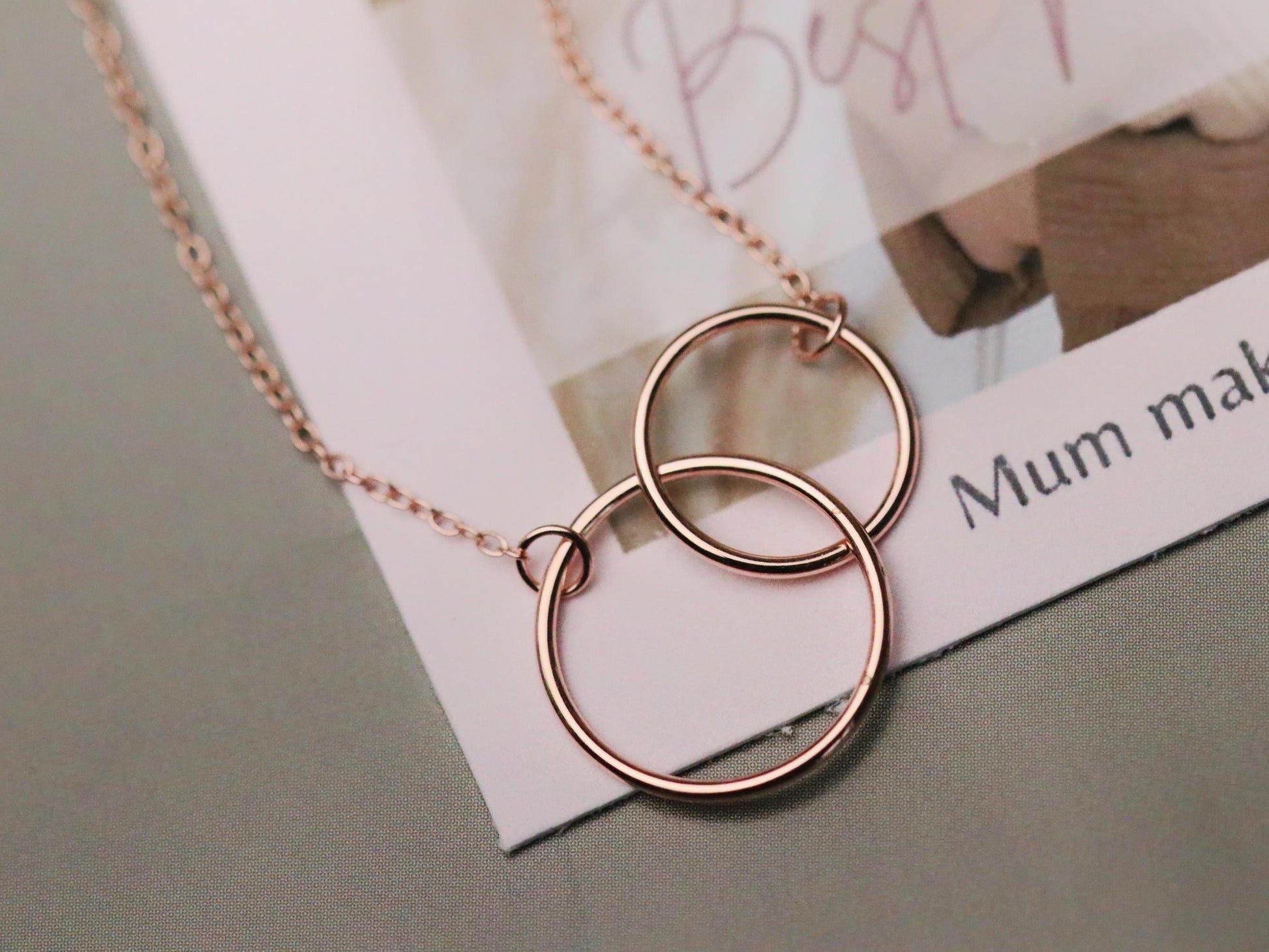 Sweet 18th Birthday Gift for Her, 925 Silver Interlinked Circle Necklace Gift, Eighteen Double Circle Pendant with Personalised Name Card