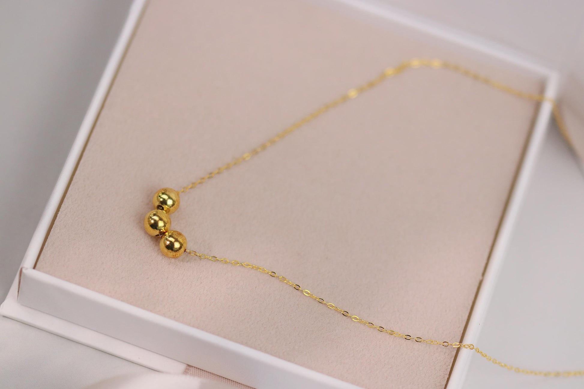 Sweet 30th Birthday Gift for Her, Sterling Silver Minimalist Three Bead Necklace, Thirty Elegant Ball Pendant with Personalised Name