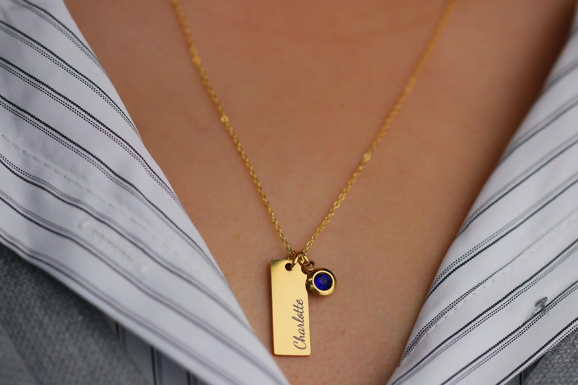 Gold Name Bar Necklace with Birthstone – Personalised Engraved NamePendant, Custom Date Jewellery Gift for Her, Birthday or Christmas Gift