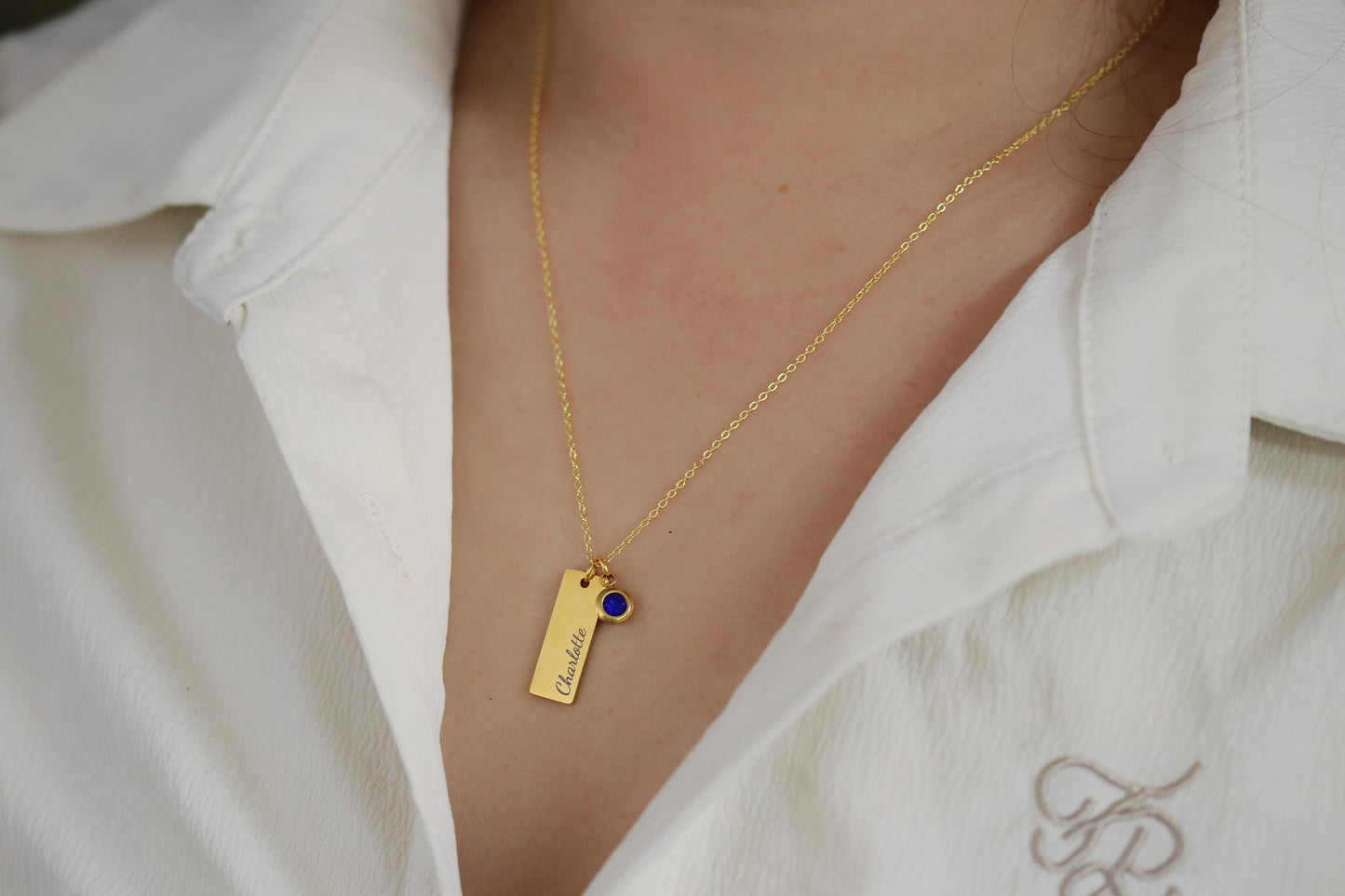 Gold Name Bar Necklace with Birthstone – Personalised Engraved NamePendant, Custom Date Jewellery Gift for Her, Birthday or Christmas Gift