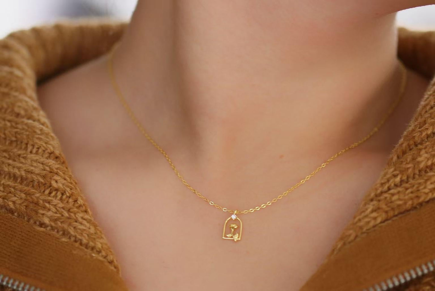 Sweet 18th Birthday Gift for Her, 925 Silver Rose Window Necklace, Eighteen Dainty Floral Pendant with Personalised Name Card