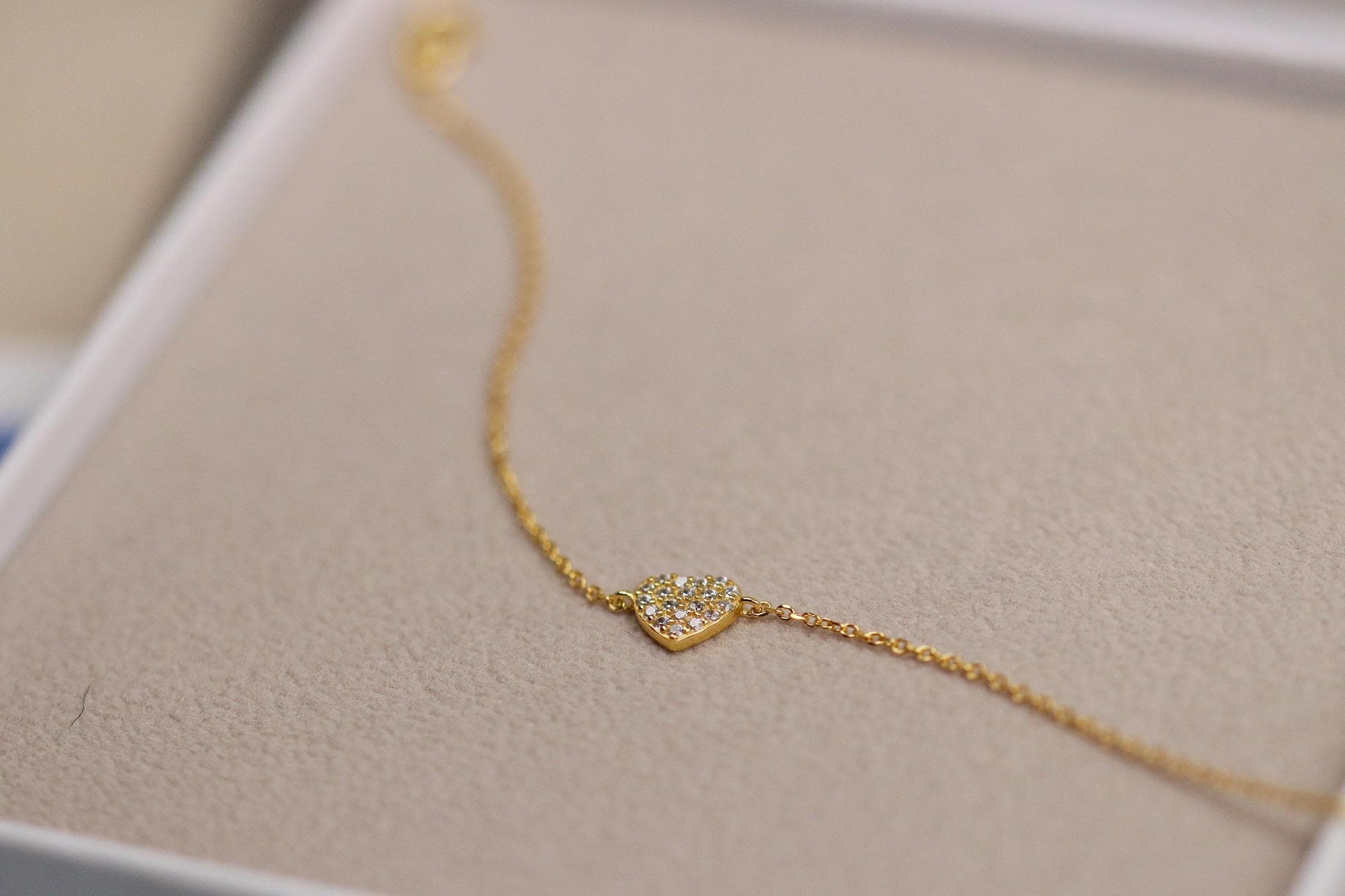 925 Sterling Silver or Gold Heart Bracelet – Dainty CZ Crystal Heart Chain, Minimalist Jewellery, Christmas Gift for Her