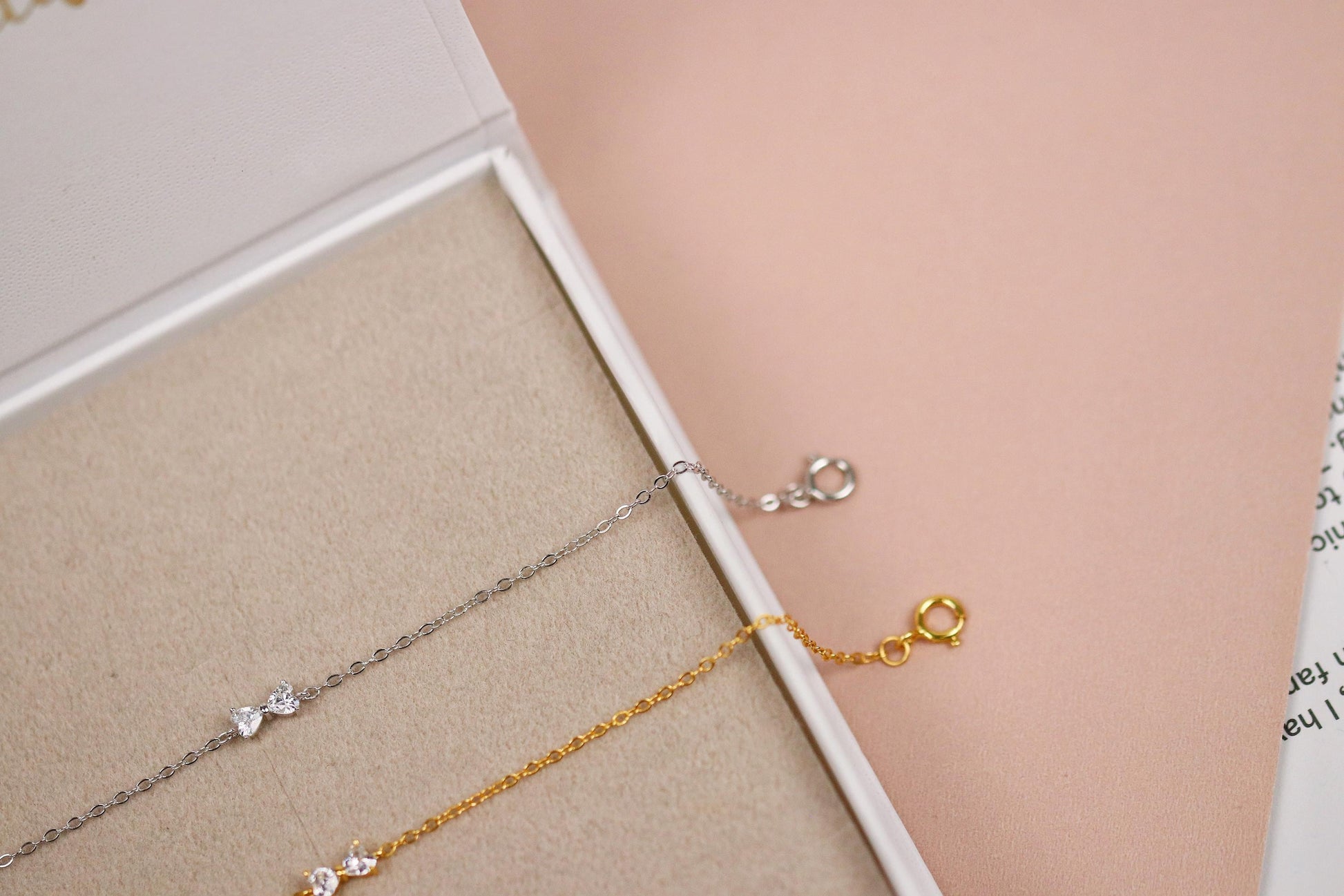 Sterling Silver Little Bow Bracelet – Dainty CZ Bowknot Chain Bangle Minimalist Jewellery, Christmas Gift