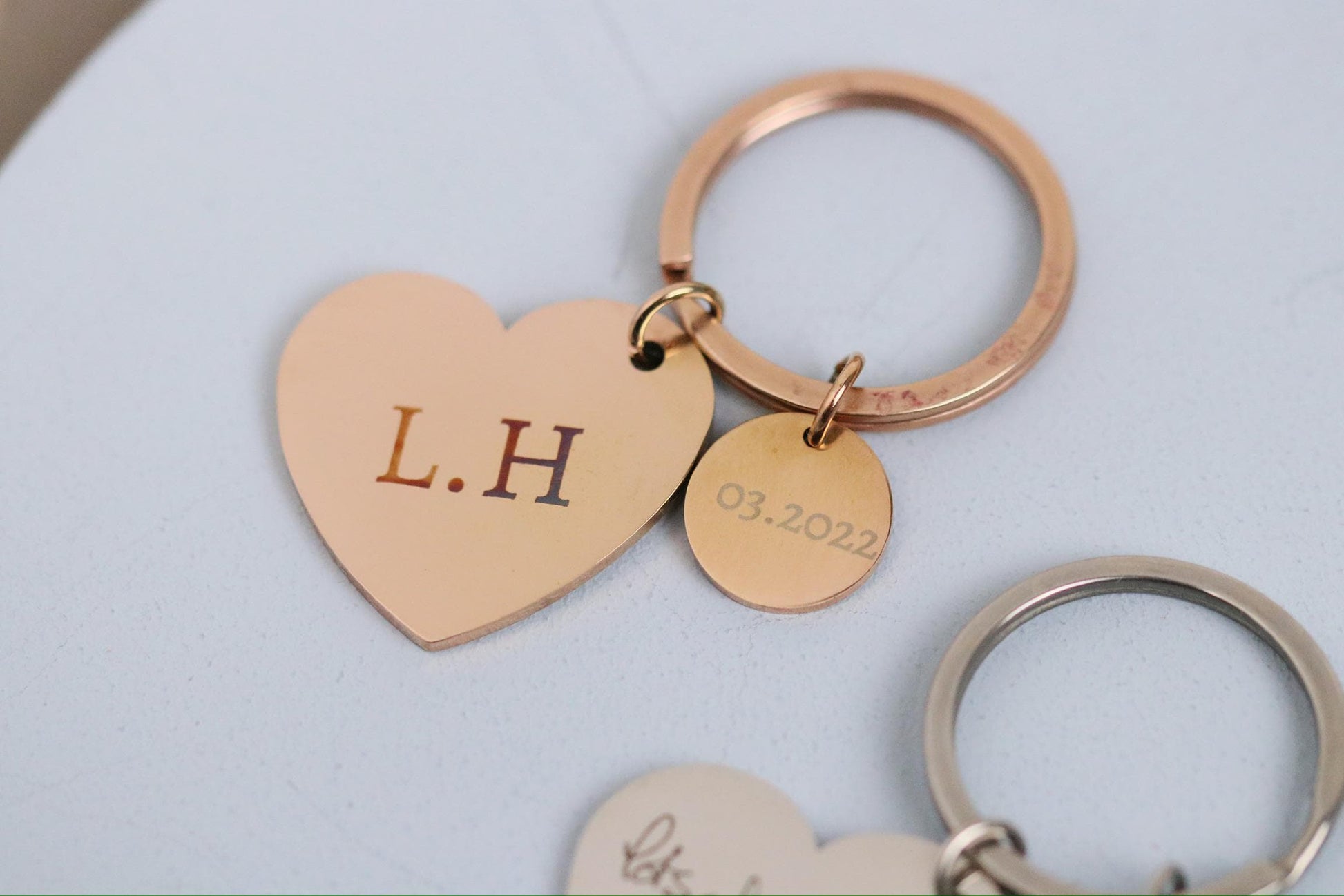 16 18 21 Milestone Birthday Gift, Gold Handwriting Engraving Keyring: Personalised Memorial Photo Gift