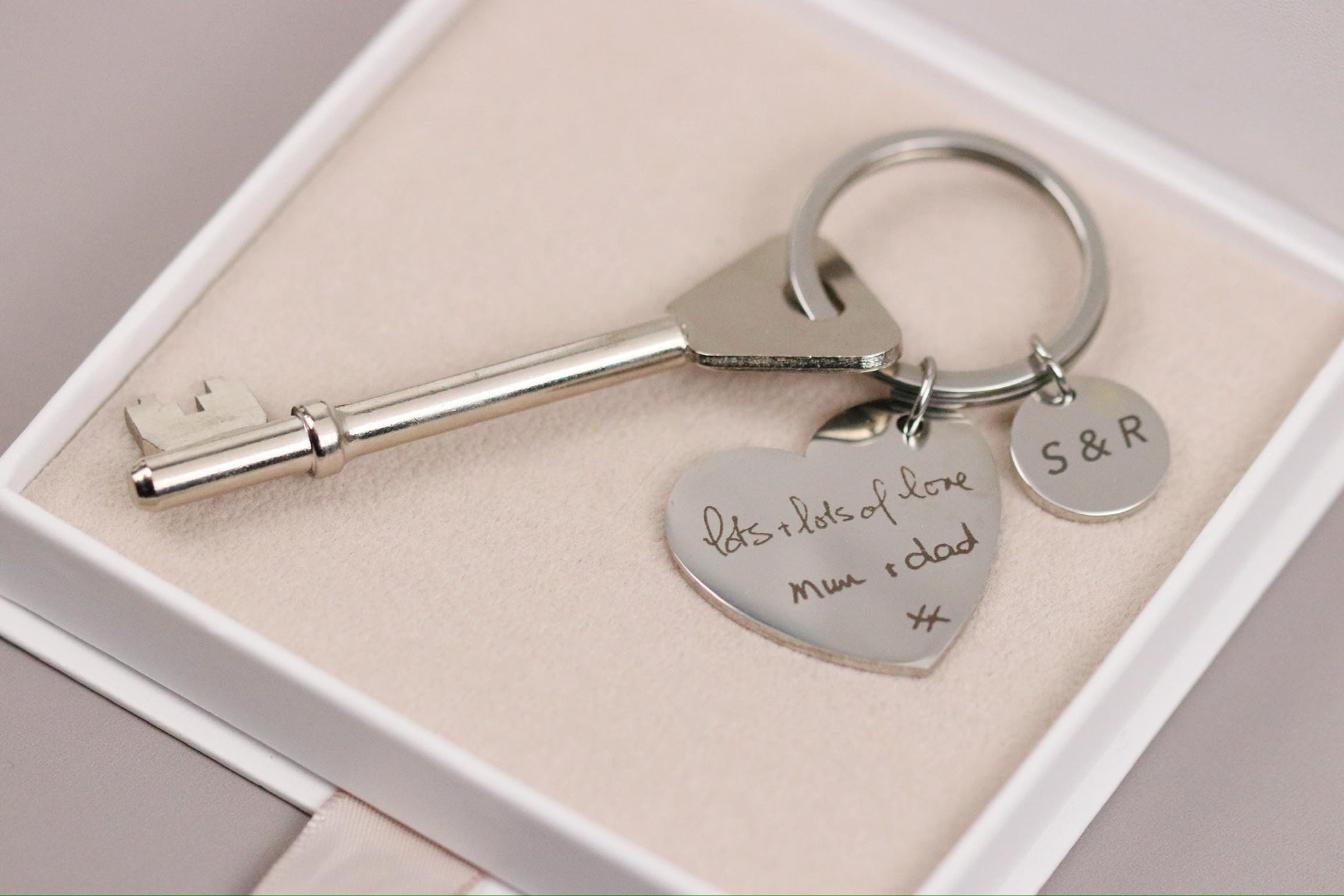 16 18 21 Milestone Birthday Gift, Gold Handwriting Engraving Keyring: Personalised Memorial Photo Gift