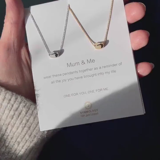 Personalised Mum and Me Pebble Necklace Set, Dainty Molten Pendant Necklace, Gift for Her, Christmas gift for mum/mother/daughter/new mum