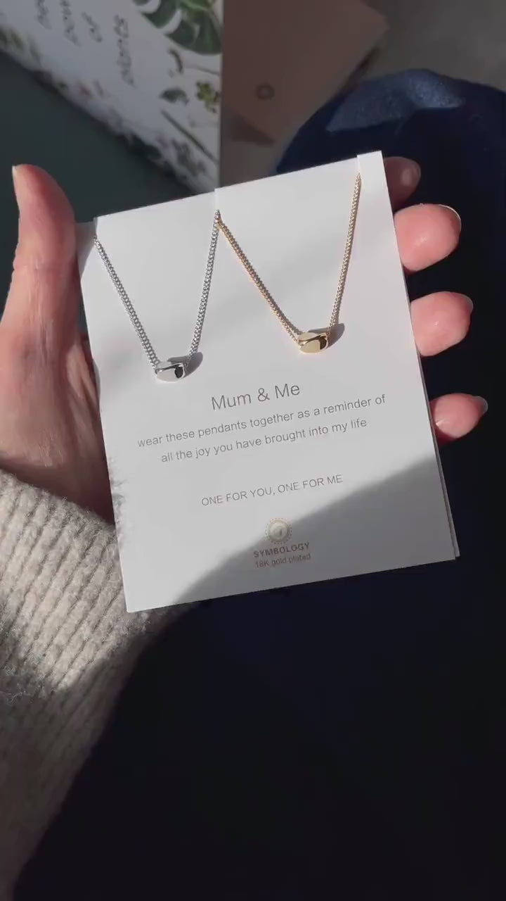 Personalised Mum and Me Pebble Necklace Set, Dainty Molten Pendant Necklace, Gift for Her, Christmas gift for mum/mother/daughter/new mum