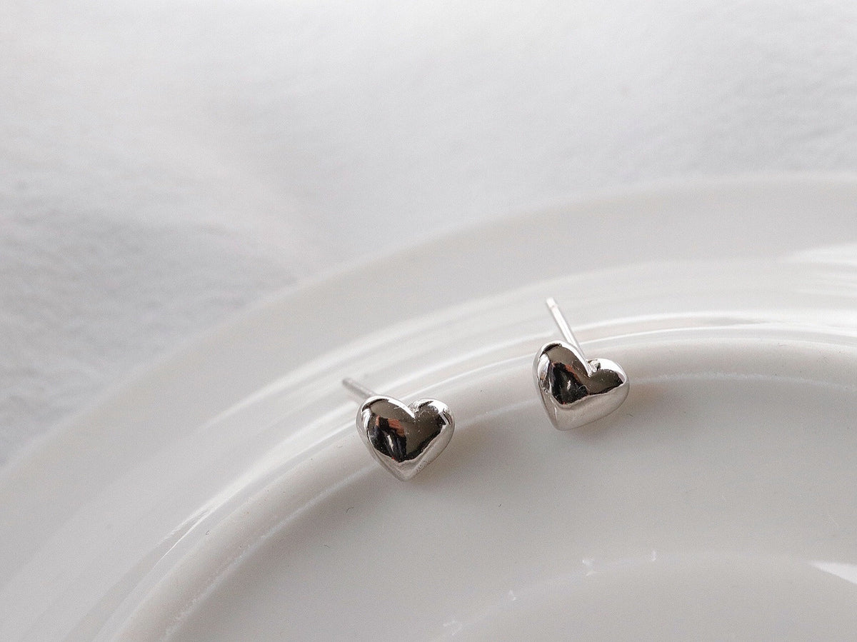 Gold Vermeil Dainty Love Heart Earrings / Symbology Love Heart Studs For Sister / Personalised Gift for Soul Sister / Gift for Her