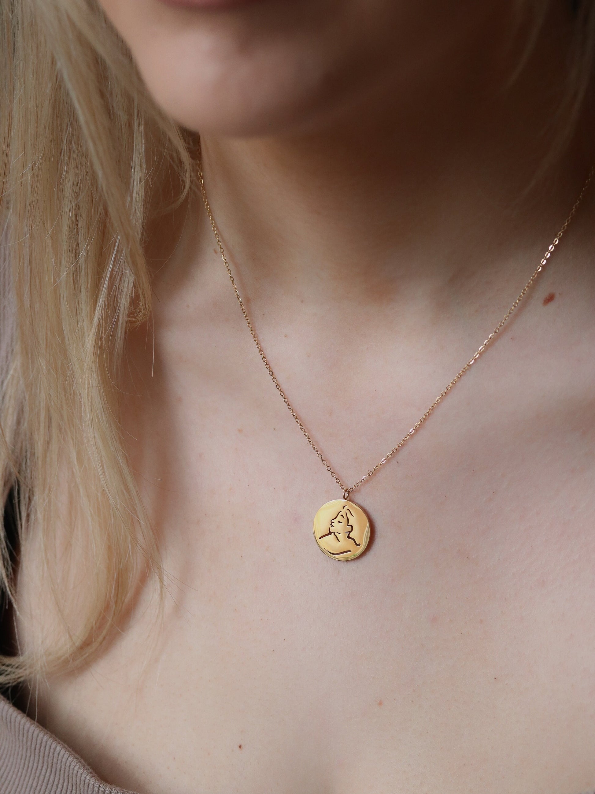 Personalised Abstract Portrait Mother Necklace / Gold Marvellous Mum Birthstone Necklace in Stainless Steel / Mom Gift / Mother Gift for Her