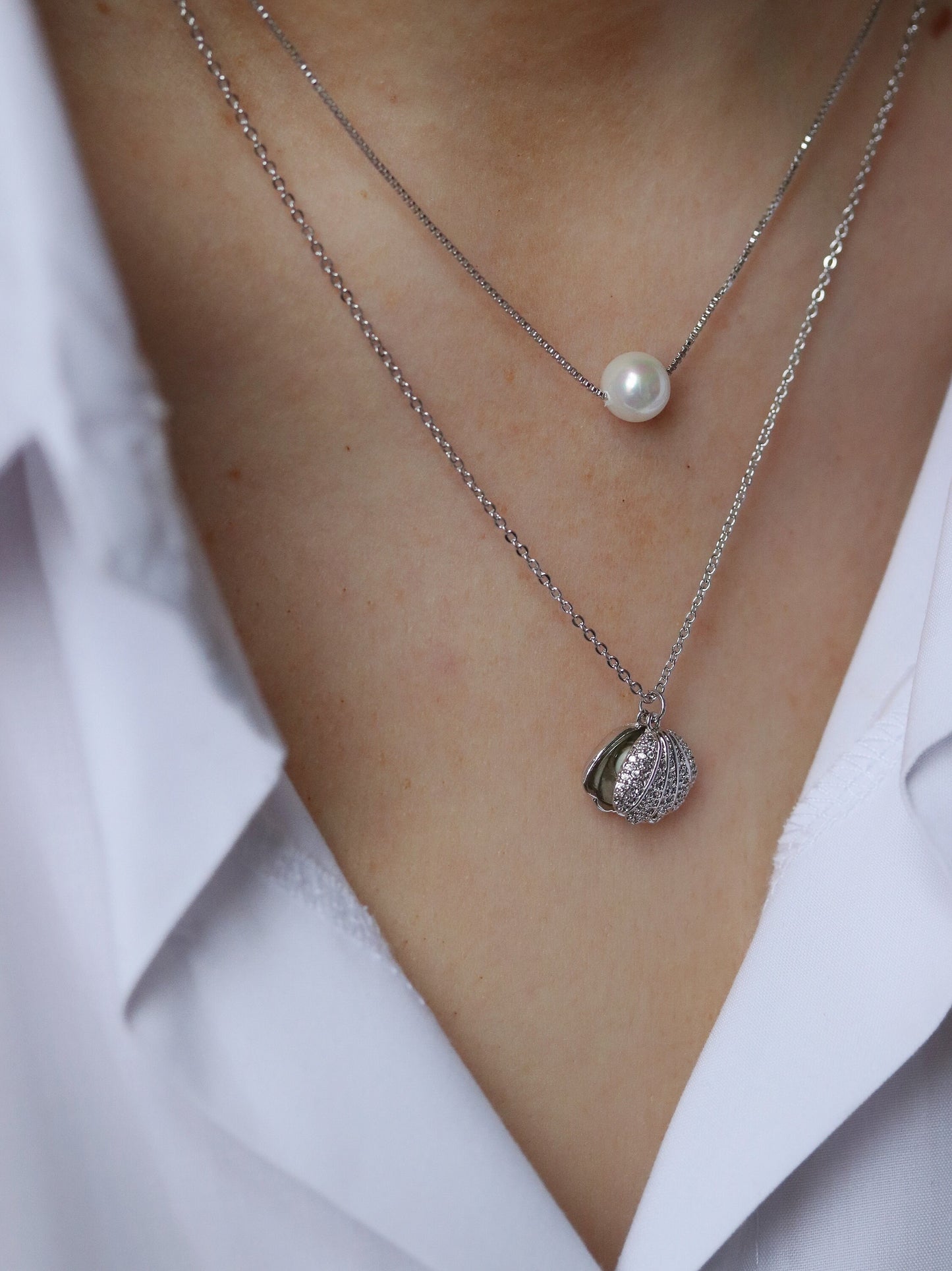 Mother Daughter Shell and Pearls Necklace Set, Wedding Necklace for Mum and Bride, Present for Mum/Sister/Friends/Bridesmaid/Wedding Gift