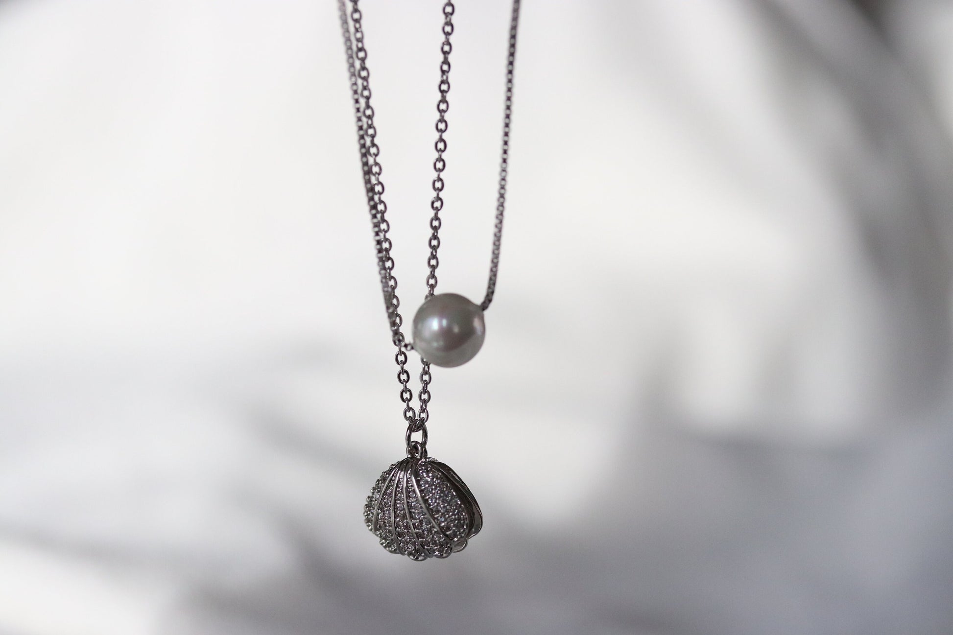Mother Daughter Shell and Pearls Necklace Set, Wedding Necklace for Mum and Bride, Present for Mum/Sister/Friends/Bridesmaid/Wedding Gift
