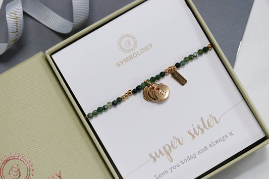 Personalised Sister Bracelet, Initial Charm Emerald Bracelet, Gold Stretch Natural Beads Bracelet, Stackable Bracelets, Bestie Birthday Gift