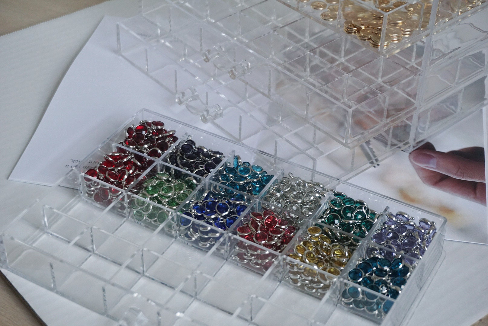 5 Layers Clear Acrylic Organiser Box with 120 Sections Compartments, Five Drawers Tray, Handmade Parts Organiser, Jewellery Party StorageBox