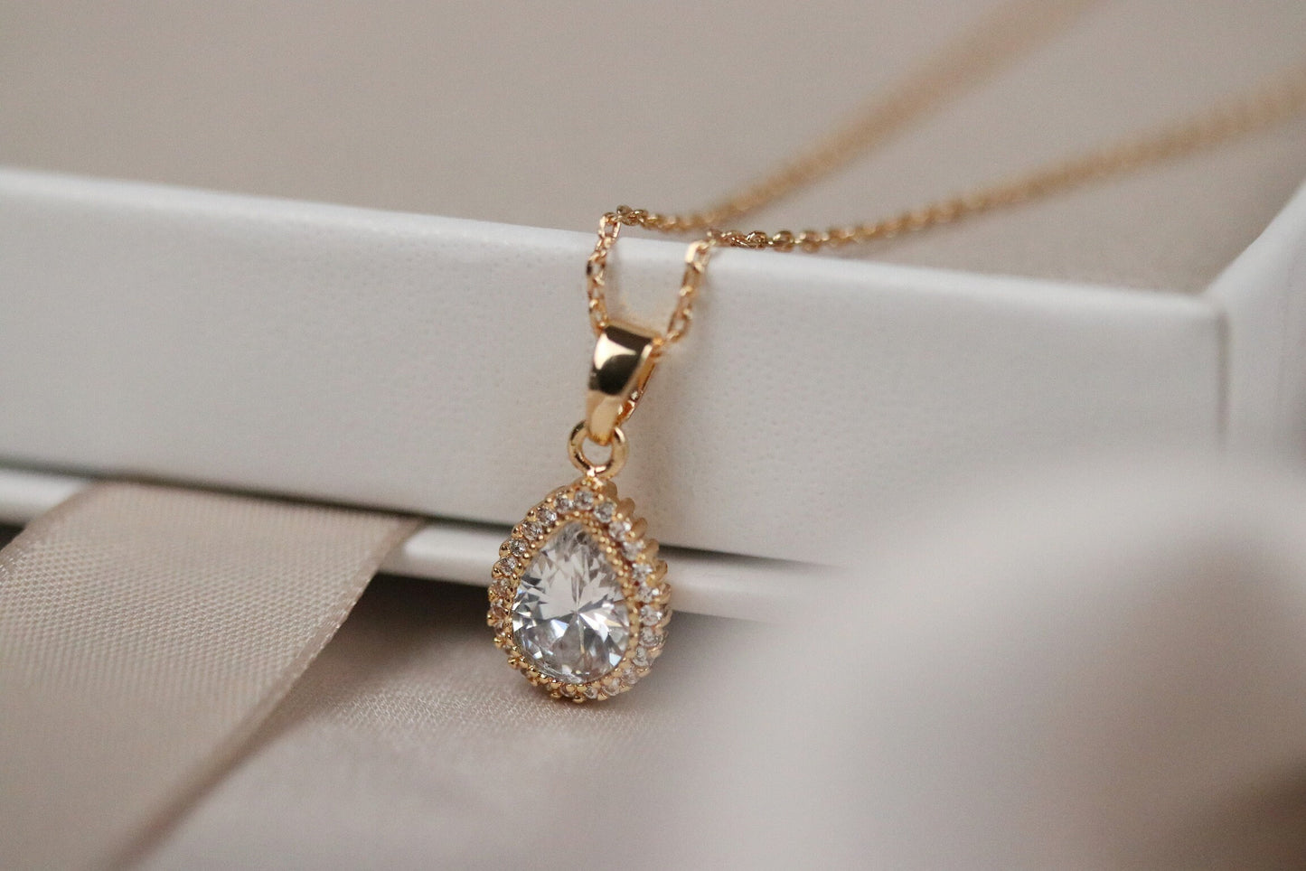 Best Friends Necklace • Silver Teardrop Diamond Necklace SYMBOLOGY • Gold Pear Diamond Necklace • Gold Minimalist Necklace • Gift for Her
