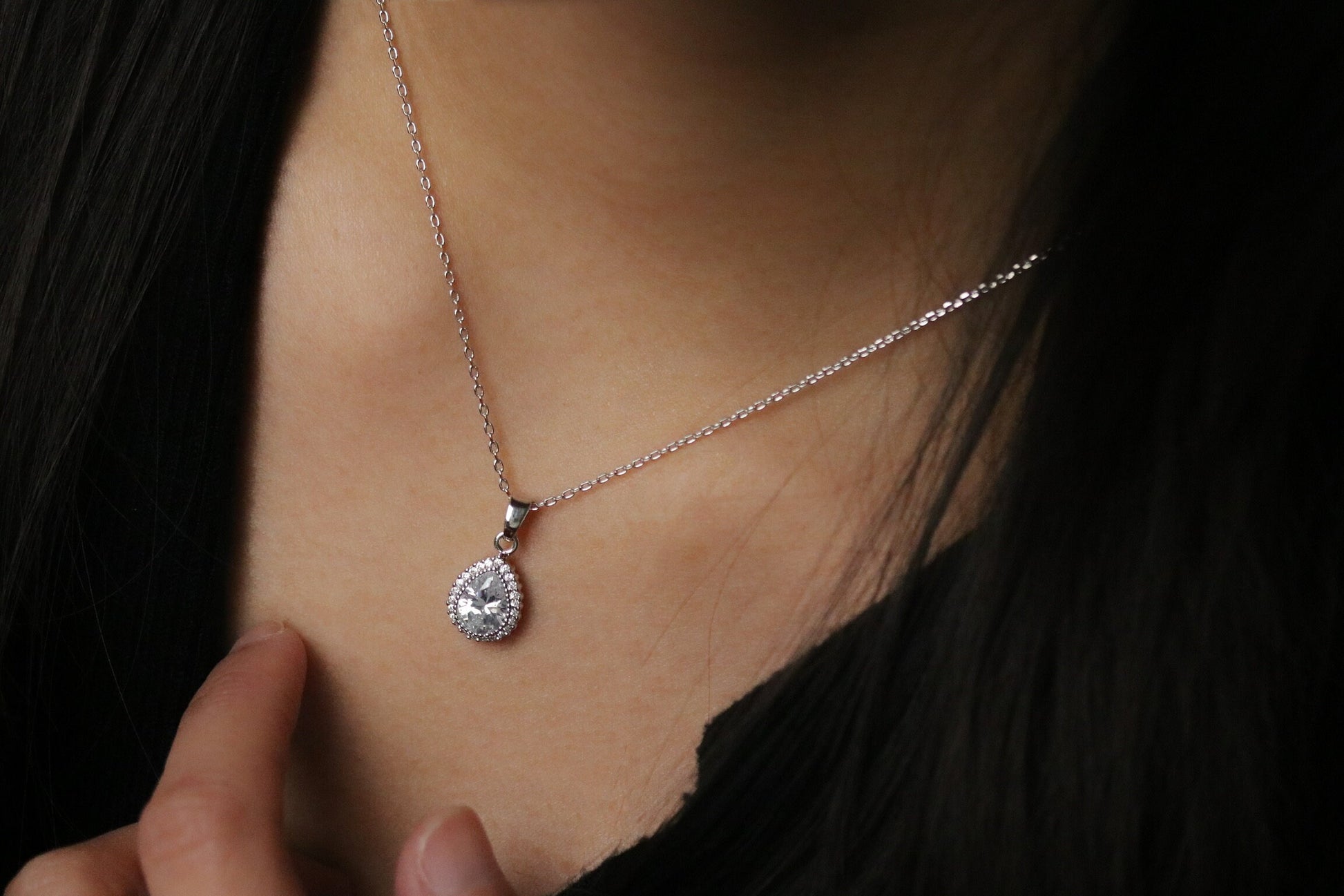 Best Friends Necklace • Silver Teardrop Diamond Necklace SYMBOLOGY • Gold Pear Diamond Necklace • Gold Minimalist Necklace • Gift for Her