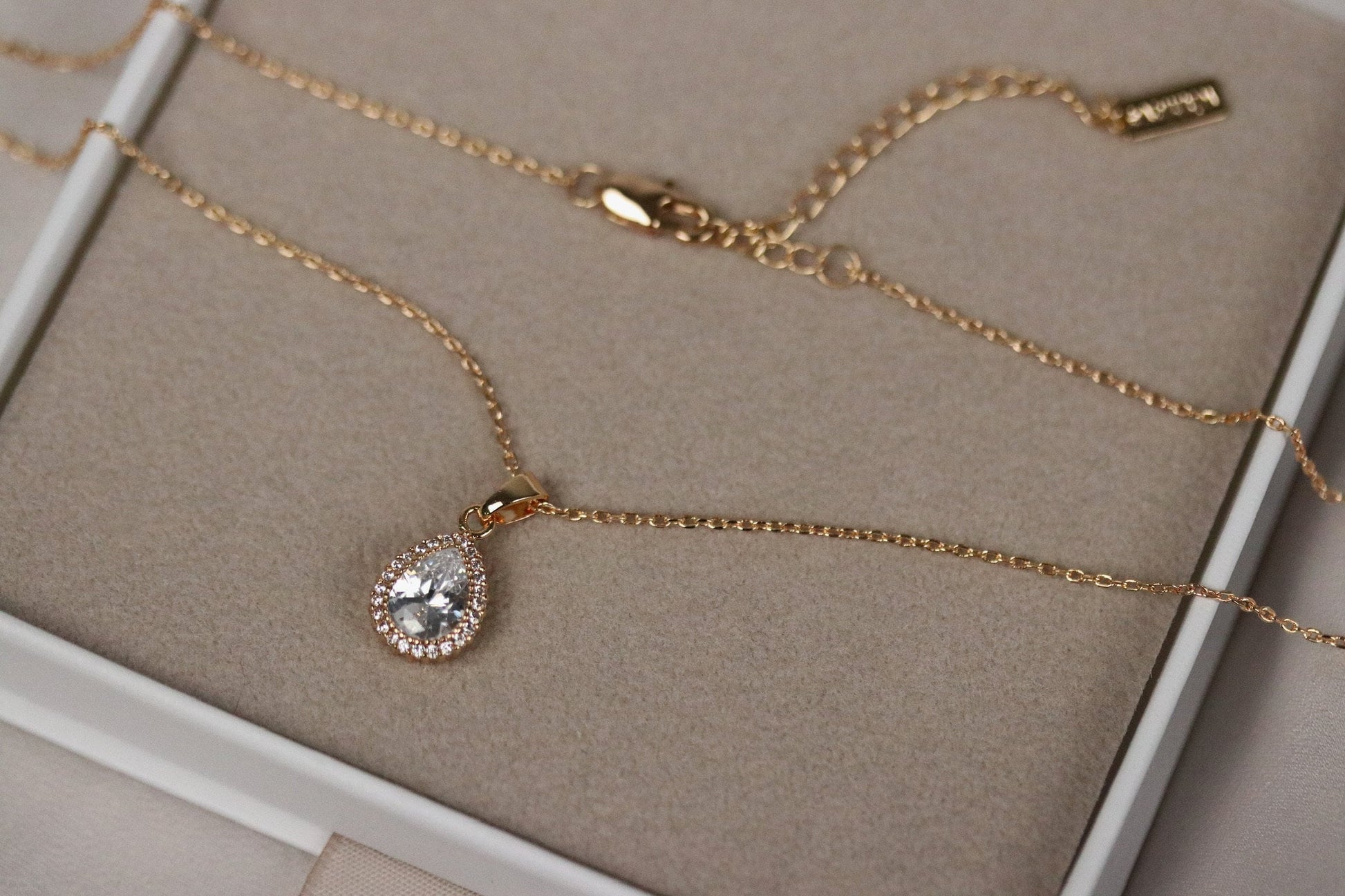 Best Friends Necklace • Silver Teardrop Diamond Necklace SYMBOLOGY • Gold Pear Diamond Necklace • Gold Minimalist Necklace • Gift for Her