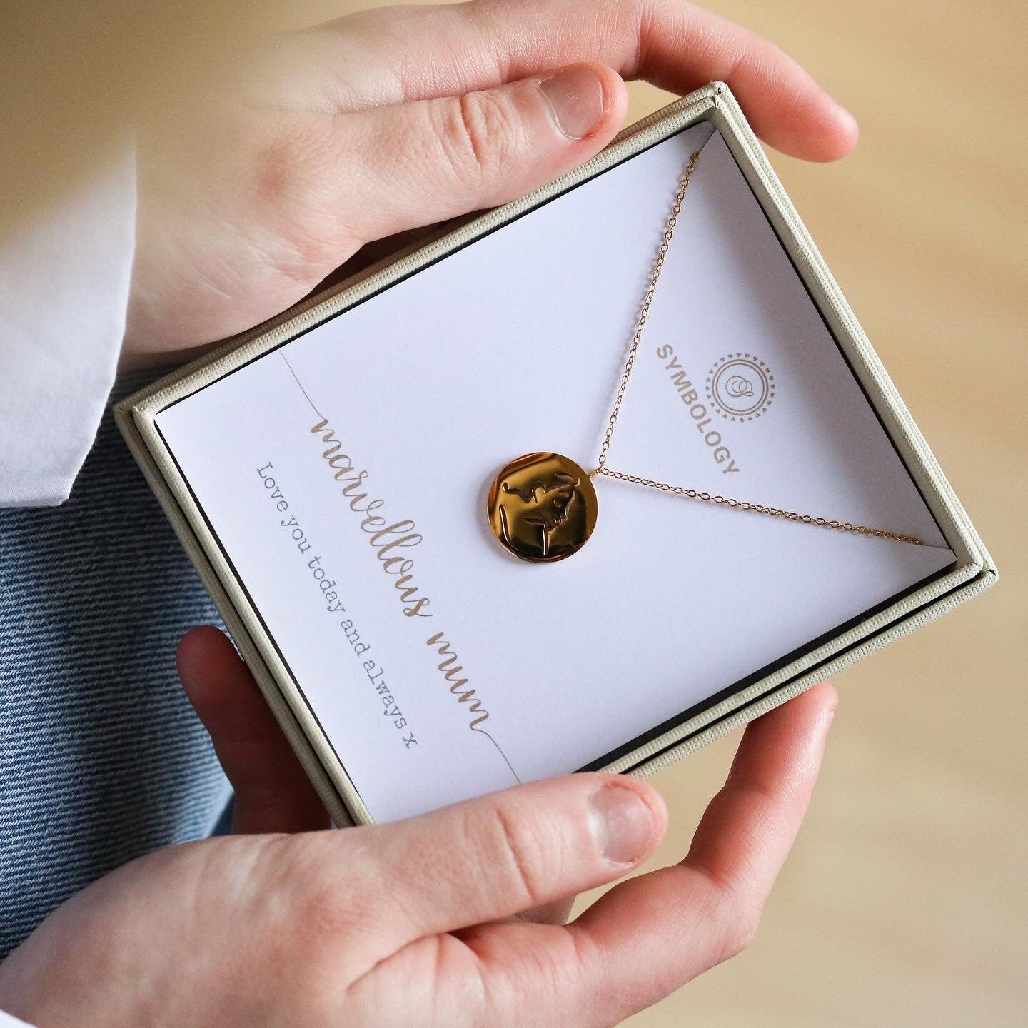 Mum Gift Gold Mother Necklace / Gold Minimalist Disc Necklace /Stainless Steel Water Proof Necklace /Water Proof Minimalist Woman Jewellery