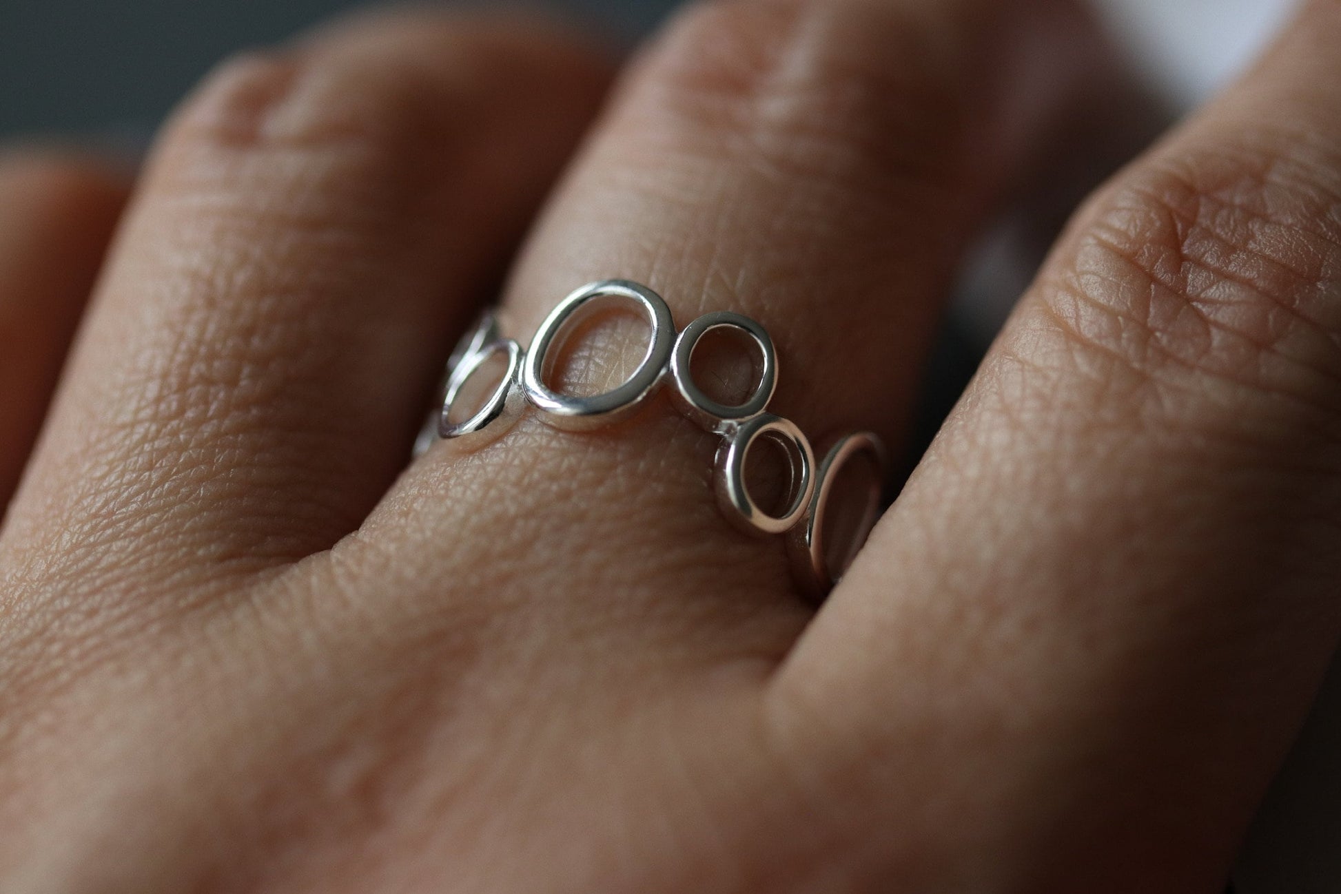 Sterling Silver Open Bubble Ring, Delicate Ball Ring Band, Minimalist Geometric Design, Stacking Rings, Gift for Her, Adjustable Size 7 8 9